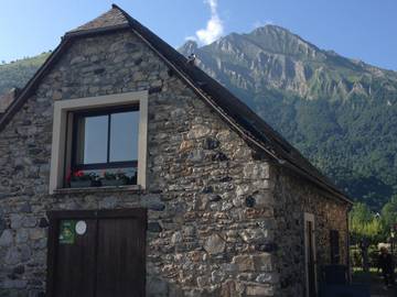 Gîte pour 5 personnes, avec jardin à Arrens-Marsous