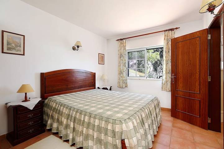 Location de vacances pour 6 personnes, avec jardin et terrasse, animaux acceptés à Monchique - 4