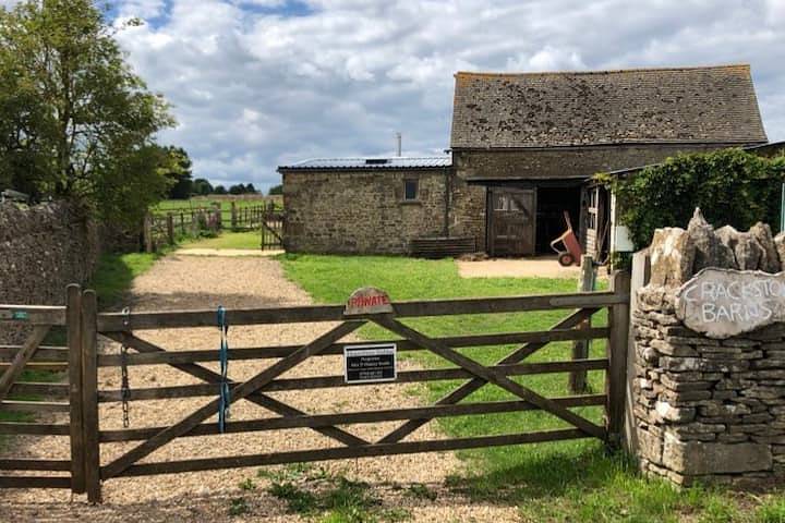 Cotswold Converted Milk Parlour in Stroud, Gloucestershire