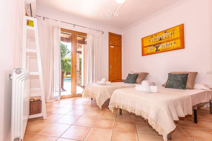 Villa für 8 Personen, mit Balkon und Garten in Cala Pi - 2