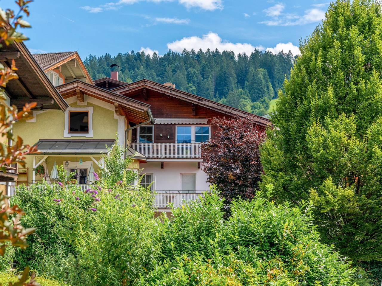 Ganze Wohnung, Apartment im Zentrum, nur 400m zum Skilift in Hopfgarten im Brixental, Kaisergebirge
