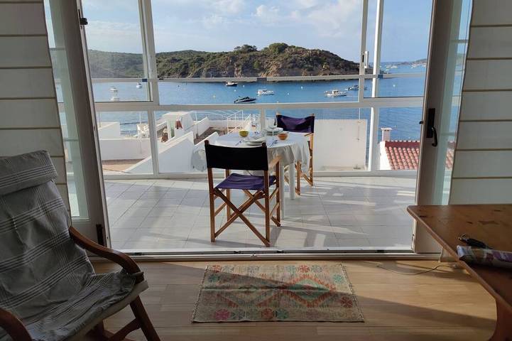 Location de vacances pour 6 personnes, avec terrasse dans Es Grau