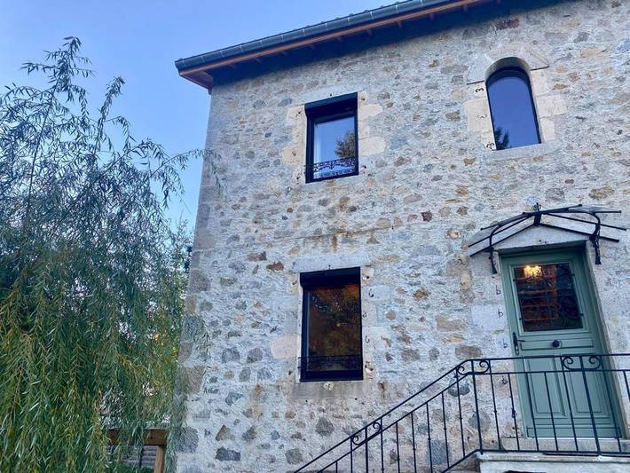 Location de vacances pour 6 personnes, avec terrasse et jardin à Lapte - 2