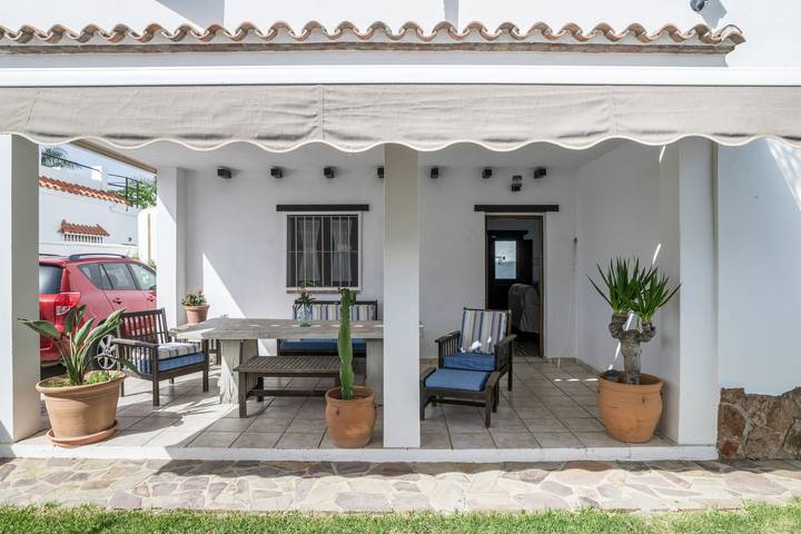 Casa Blanca - Villa de Surf con Piscina para Familias, Playa El Palmar, Costa de la Luz in Playa El Palmar, Vejer de la Frontera