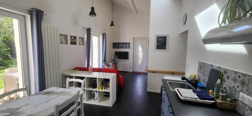 Location de vacances pour 4 personnes, avec terrasse à Montry - 2