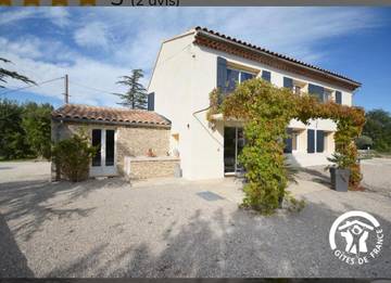 Gîte pour 7 personnes, avec vue ainsi que piscine et jardin à Villes-sur-Auzon