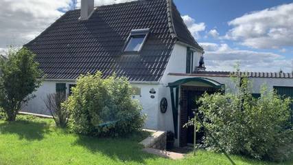 Ferienhaus für 3 Personen, mit Ausblick und Garten sowie Terrasse, kinderfreundlich in Nordstrand