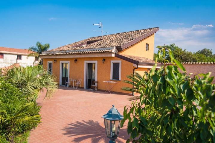 Bed and breakfast per 6 persone, con giardino e terrazza, con animali domestici - 1