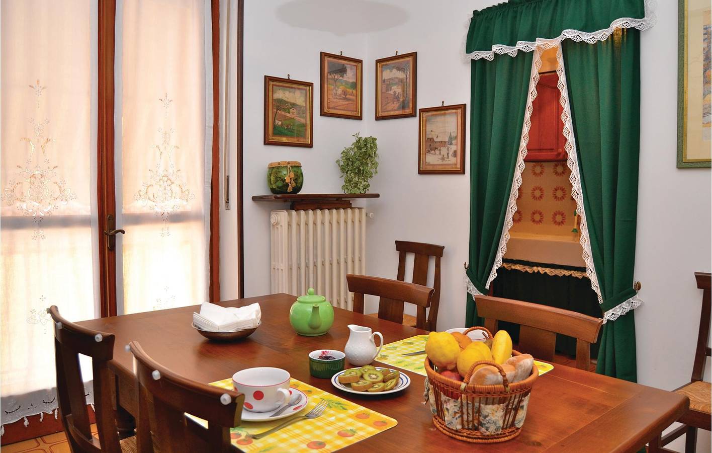Apartamento vacacional entero, Moderno apartamento de 90m² con parking, piscina y WiFi, a 1km de Cisterna d'Asti in Cisterna d'Asti, Provincia d'Asti