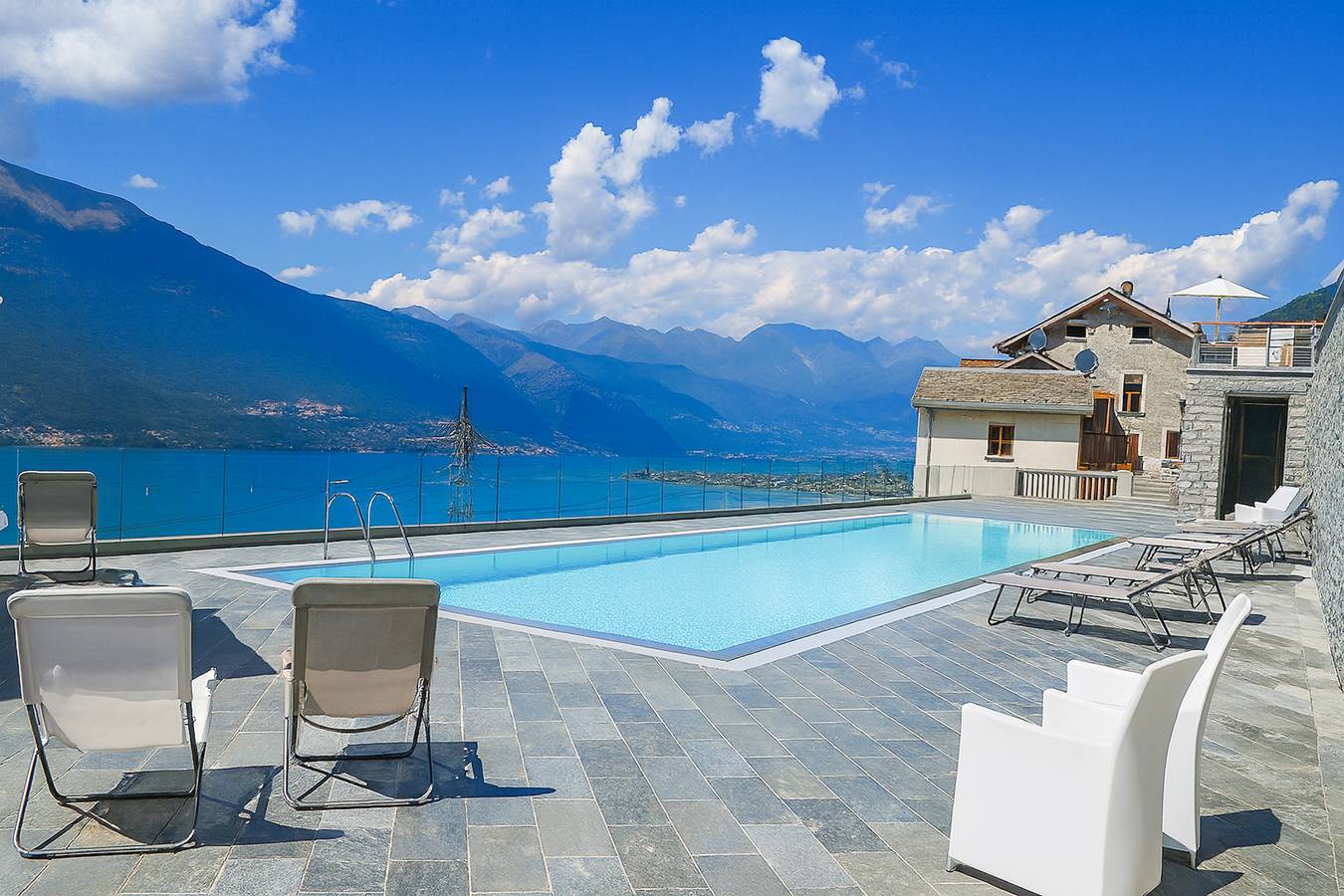 Entire apartment, Riva Bellano Margherita 2 in Bellano, Alpi Orobie Occidentali