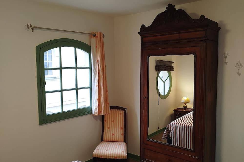 A timeless interlude. in Montreuil-Bellay, Loire Valley