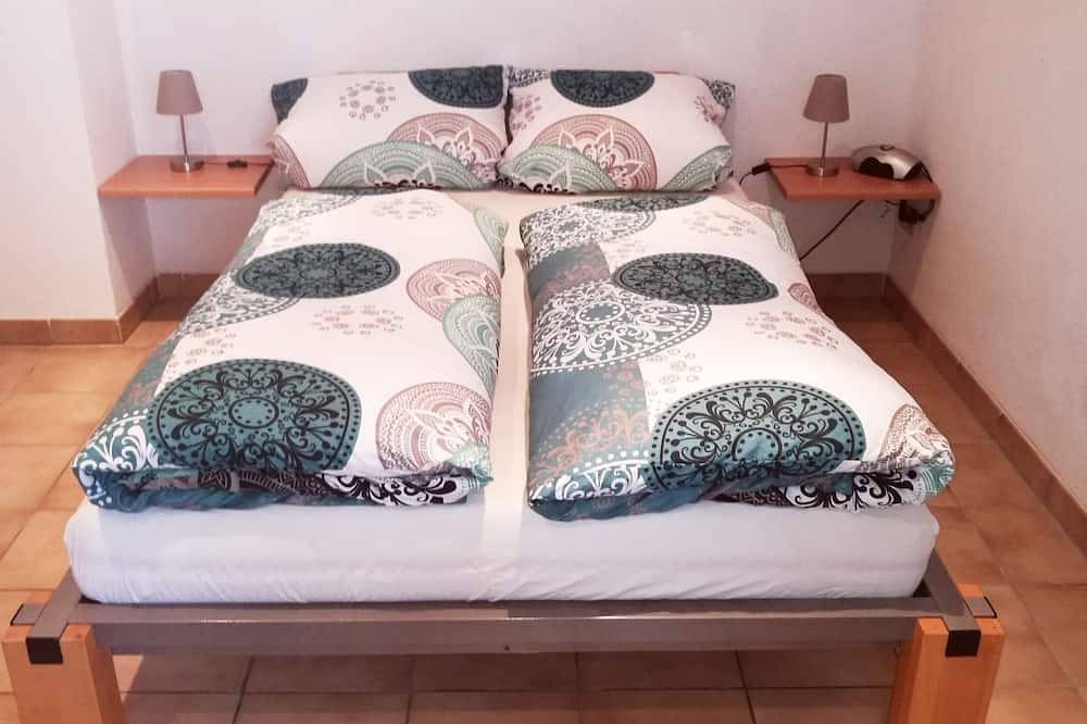 Ganze Wohnung, Ferienwohnung Haus Korjässer, Moselblick und Sonnenterrasse in Burg Eltz, Löf