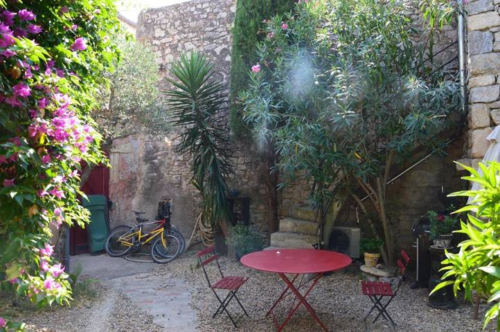 Location de vacances pour 2 personnes, avec jardin et vue à Villeneuve-lès-Maguelone - 4