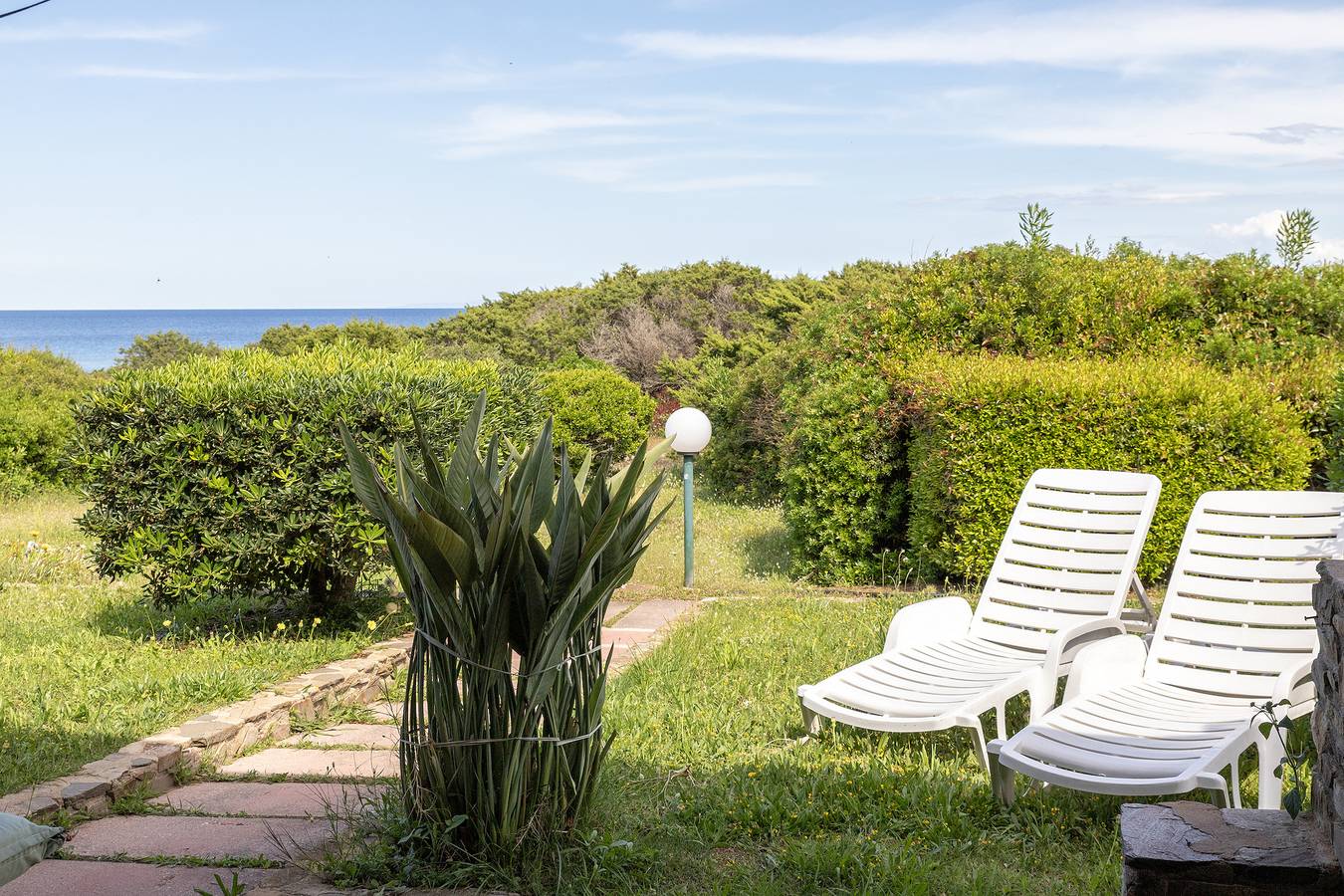 Casa de vacaciones 'Casa 6 Vista Mare' con vistas al mar, terraza privada y aire acondicionado. in Stintino, Nurra