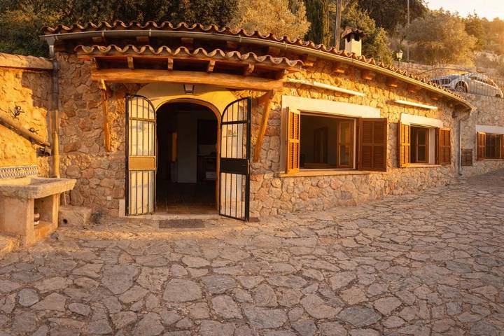 Ferienhaus für 8 Personen, mit Terrasse und Pool sowie Ausblick in Valldemossa - 4