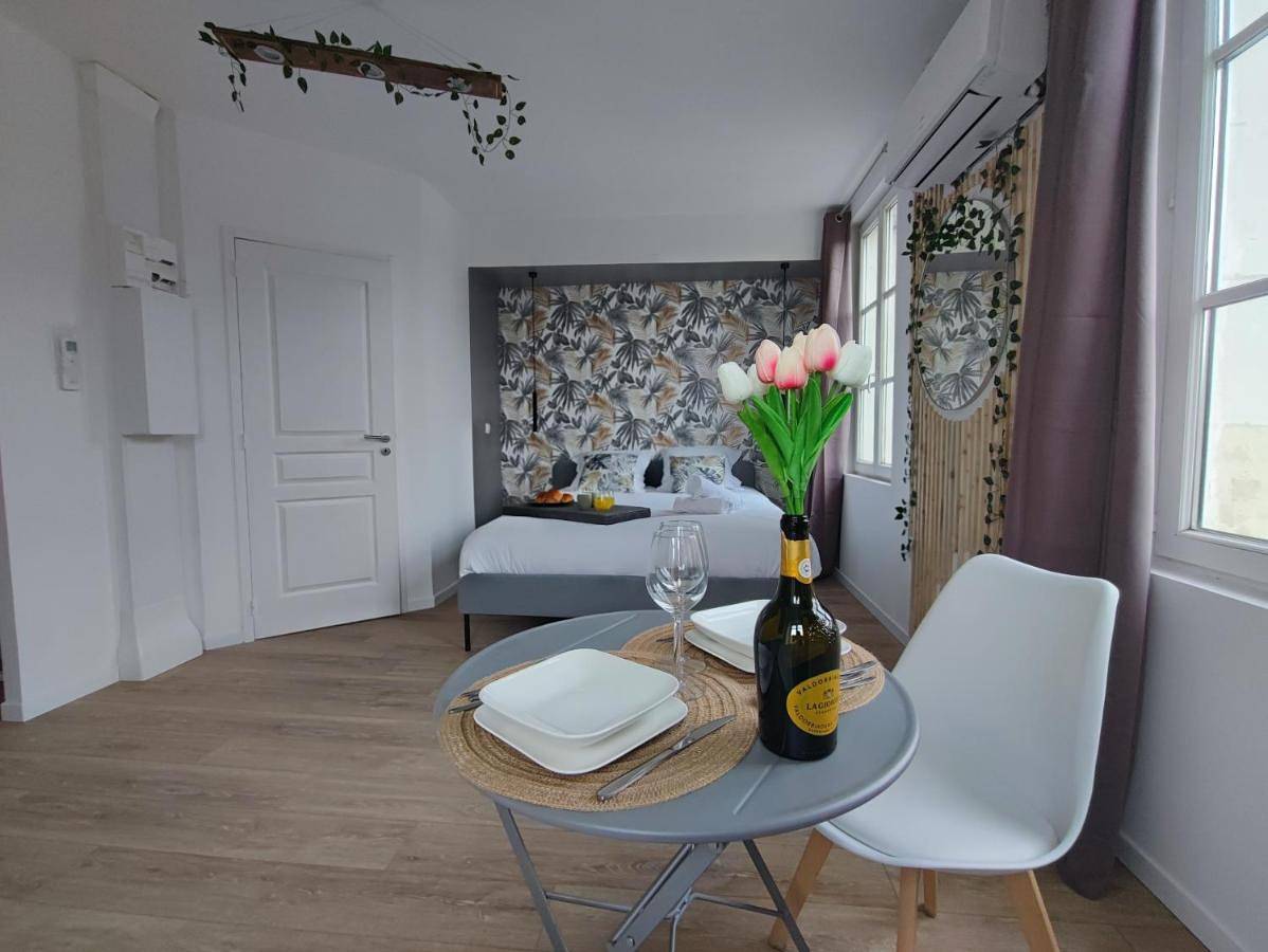 Appartement entier, Studio Kamelia in Saint-Aignan, Région de Romorantin-Lanthenay
