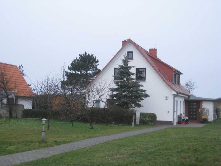 Ferienhaus für 3 Personen, mit Terrasse und Seeblick auf Hiddensee