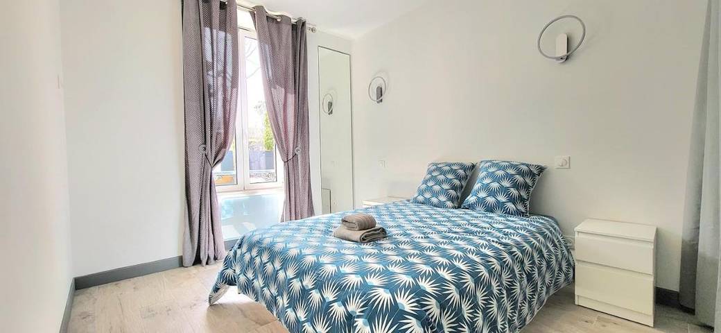 Gîte pour 2 personnes, avec jardin et vue, animaux acceptés dans Gare De Jonzac