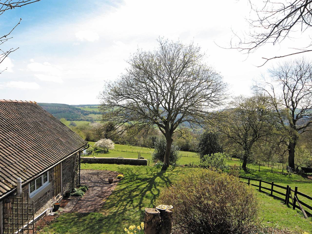 Log Cabin for 2 People in Gloucestershire, South West England
