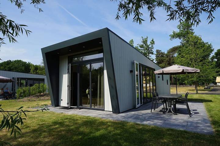 Bungalow voor 4 personen, met zwembad in IJhorst
