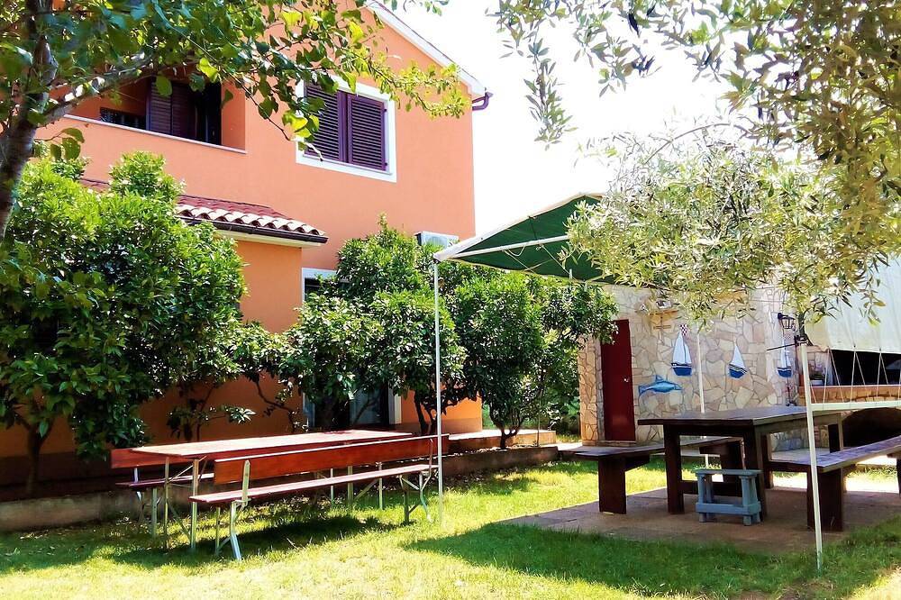 Bnb für 12 Personen in Pula, Südküste Istrien