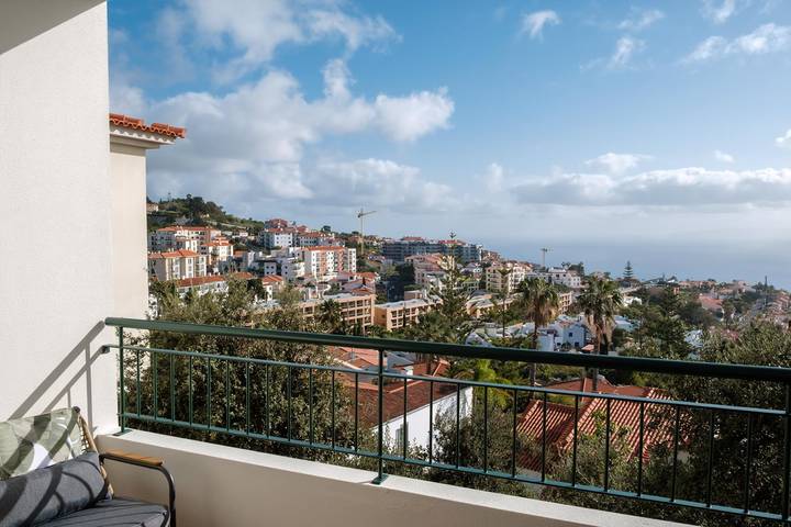 Gîte pour 4 personnes, avec Balcon et Piscine à São Gonçalo