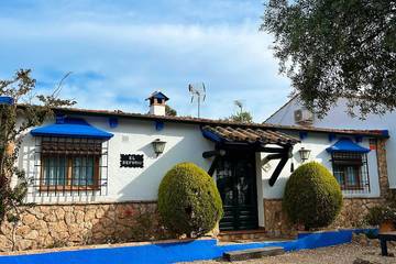 Casa rural para 4 personas, con piscina y jardín en Hornachuelos