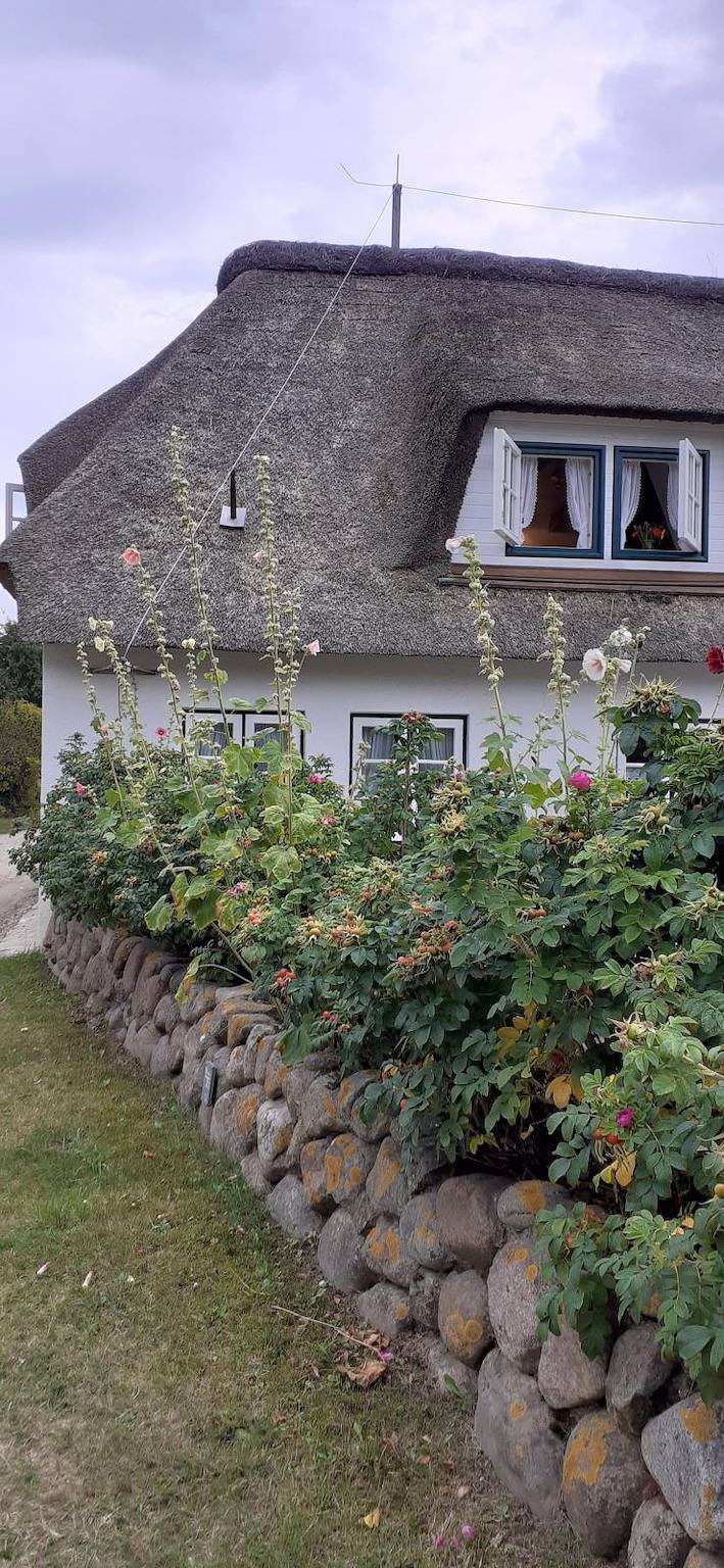 Ferienwohnung für 2 Personen, mit Terrasse in Nebel - 2
