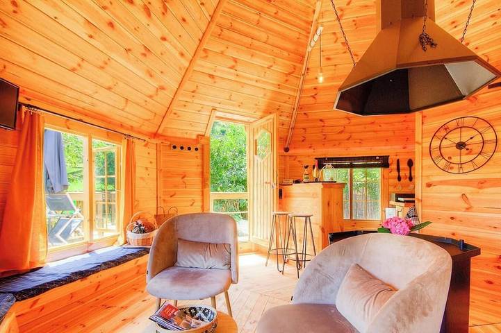 Location de vacances pour 2 personnes, avec Jacuzzi et Jardin ainsi que Piscine et Sauna à Venaco - 3