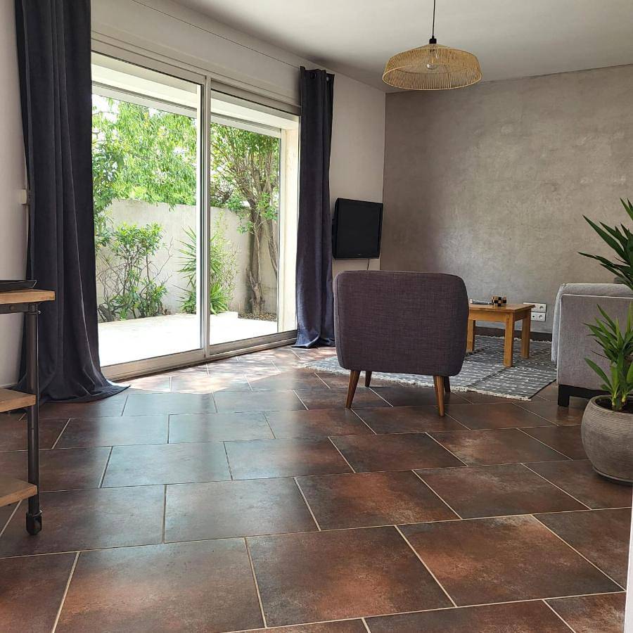 Three-Bedroom Holiday Home in Marignane, Côte méditerranéenne (France)