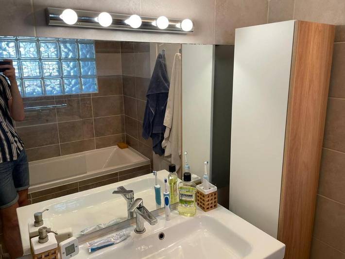 Gîte pour 2 personnes, avec Balcon ainsi que Terrasse et Vue à Cenon - 4