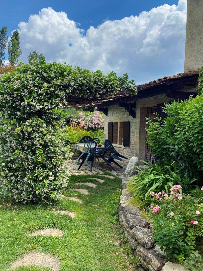 Gîte à Uzès, au bord de l'eau in Uzès, Région de Nîmes