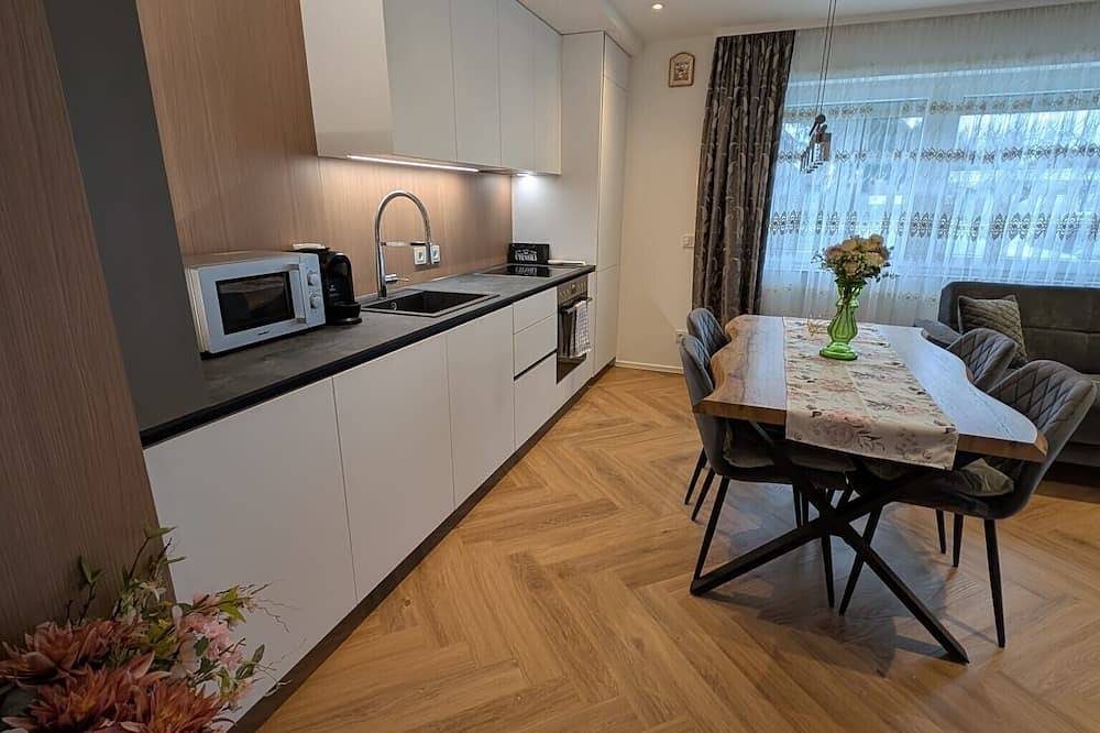 Ganze Wohnung, Apartment „Reichenau“ mit privater Terrasse, Garten und Wlan in Reichenau, Untersee