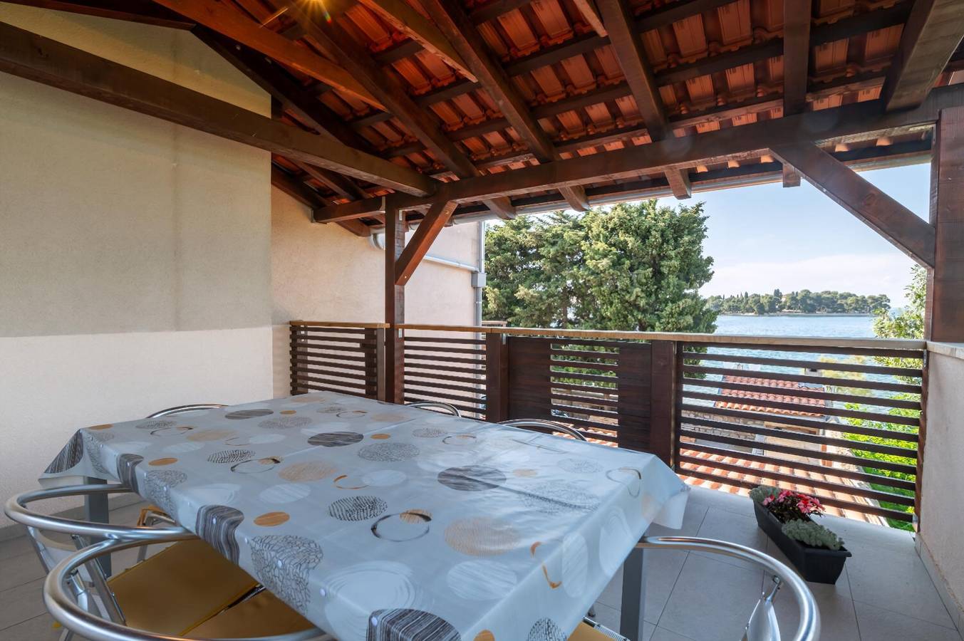 Apartamento entero, Apartments Tiho in Preko, Isla de Ugljan