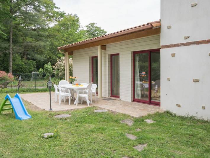 Casa familiar en la naturaleza con jardín, cerca de Nantes, equipada para niños y con juegos al aire libre in Vertou, Nantes region