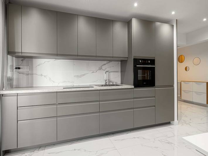 Gîte pour 6 personnes, avec balcon/terrasse et balcon, adapté aux familles à Juan-les-Pins - 3