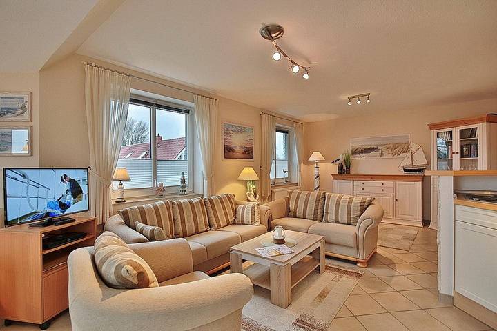 Ferienwohnung für 2 Personen, mit Balkon in Timmendorfer Strand - 2