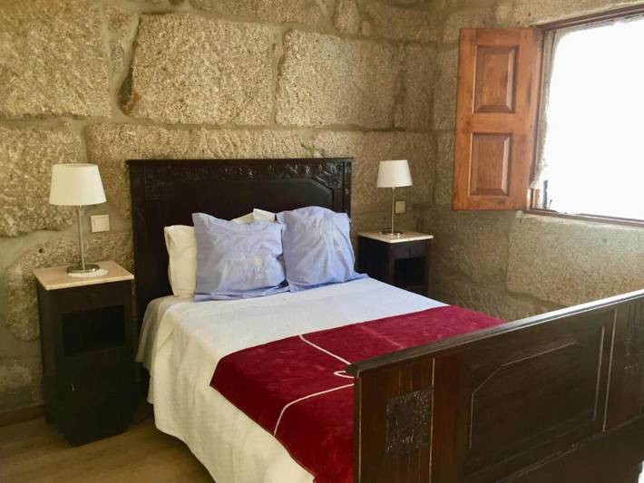 Location de vacances pour 2 personnes, avec terrasse ainsi que piscine et balcon/terrasse, adapté aux familles à Penafiel - 3