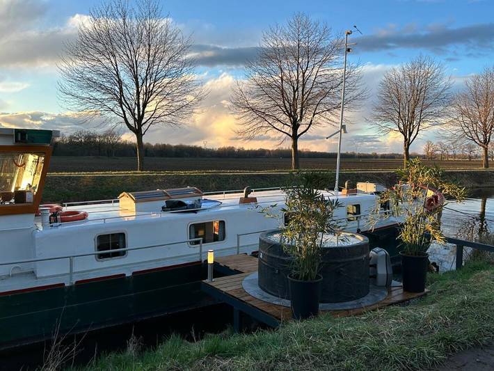 Bateau pour 2 personnes, avec terrasse et vue, animaux acceptés à Plobsheim - 4