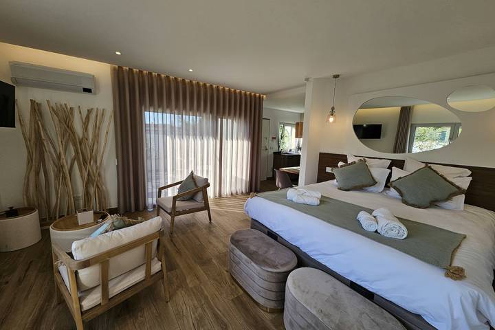 Ganzes Studio, Studio für 2 Personen mit Garten in Marinha Grande, Leiria District