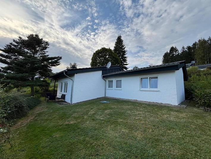 Ferienhaus für 8 Personen, mit Ausblick und Seeblick sowie Garten in Rheinland-Pfalz