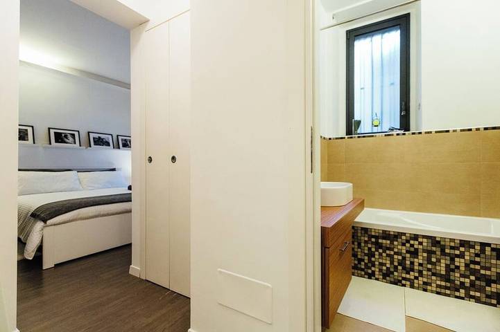 Appartamento intero, Photo Rooms • Terrazza privata • 2 camere • 2 bagni • WiFi veloce • Centro in Catania, Catania e dintorni