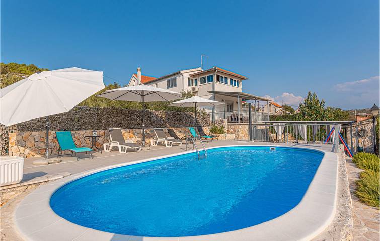 Ferienhaus für 8 Personen, mit Terrasse in Primosten - 3