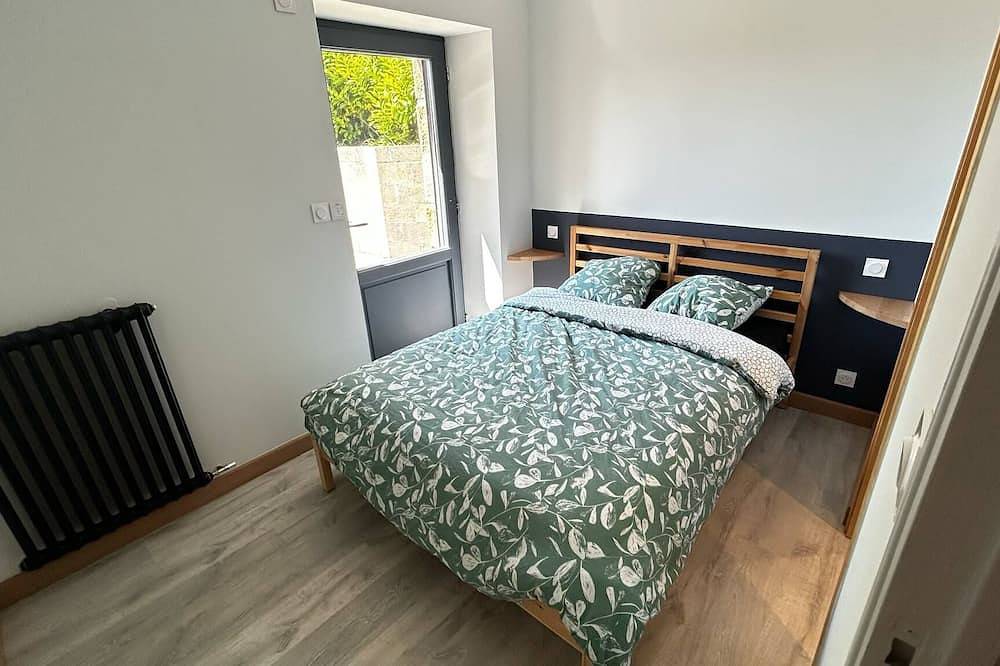 5 bedroom Breton house near the sea in Saint-Pôtan, Dinan und Umgebung