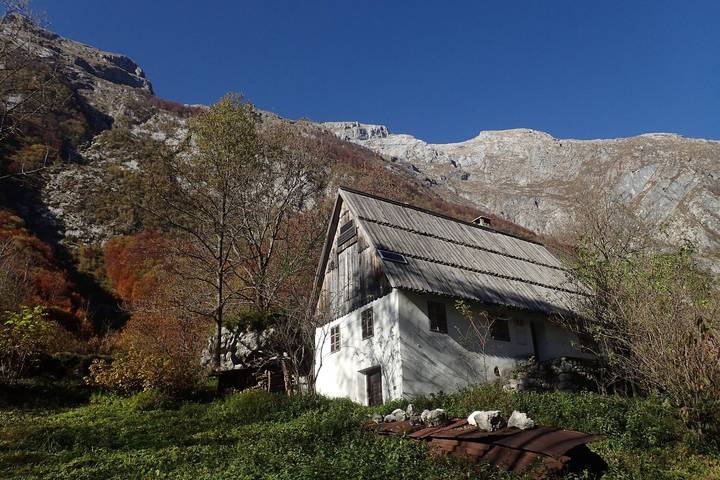 Holunderblütenhaus im Herzen der Natur in Bovec, Triglav Nationalpark
