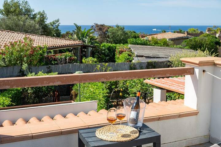 Ferienhaus für 4 Personen, mit Ausblick und Garten sowie Terrasse - 1
