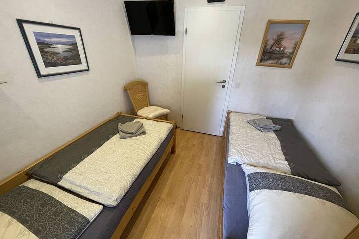 Kamin Ferienhaus mit Sauna, Pool und Whirlpool in Rheinböllen, Nahetal