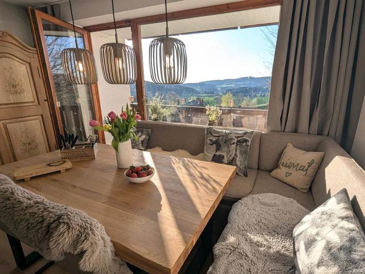 Ferienpark für 5 Personen, mit Pool und Garten sowie Sauna und Ausblick
