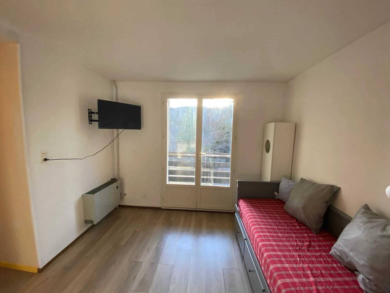 Studio entier, Charmant studio à Laguiole avec vue montagne 27 m² in Laguiole, Massif central