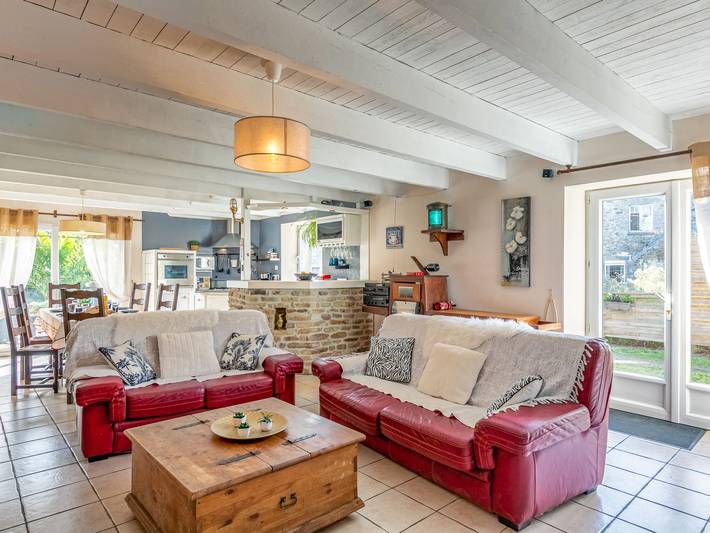 Gîte pour 4 personnes, avec jardin et terrasse à Saint-Frégant
